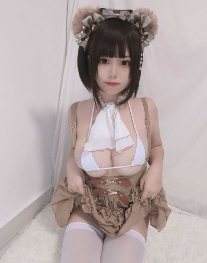 一边亲一边面膜的视频