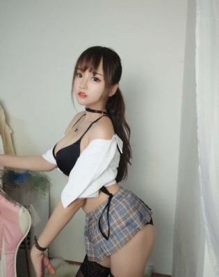 侯府夫人不好当