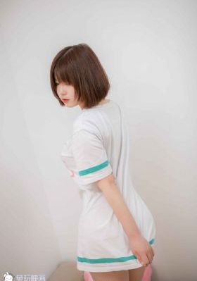 女邻居5