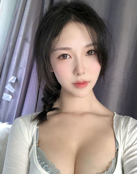 白圣女与黑牧师