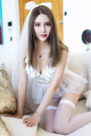 韩素希已与母亲断绝关系