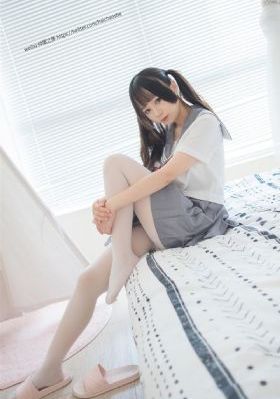 男女互摸下面 好爽